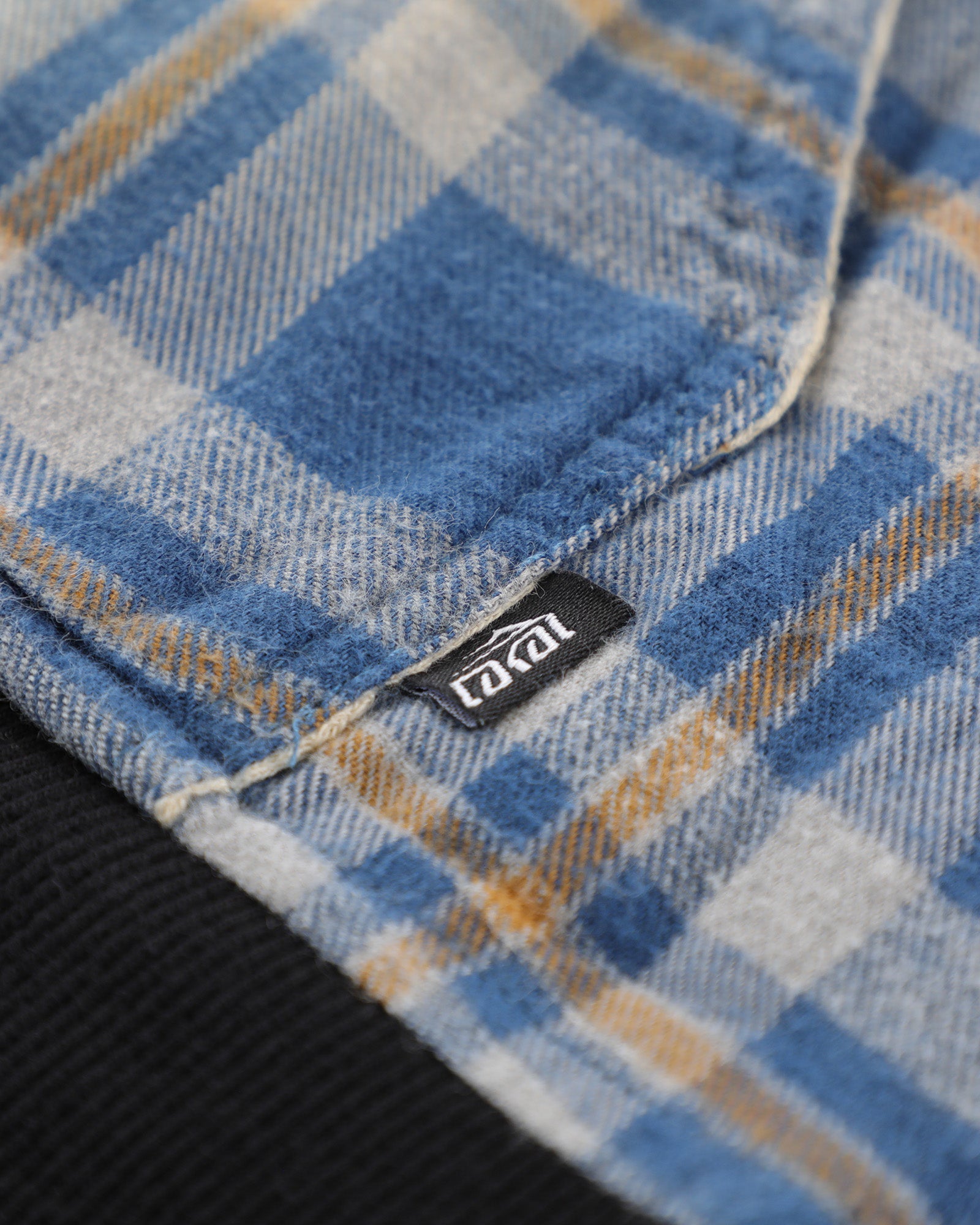 lakai-thermal-lined-plaid-zip-up image 7