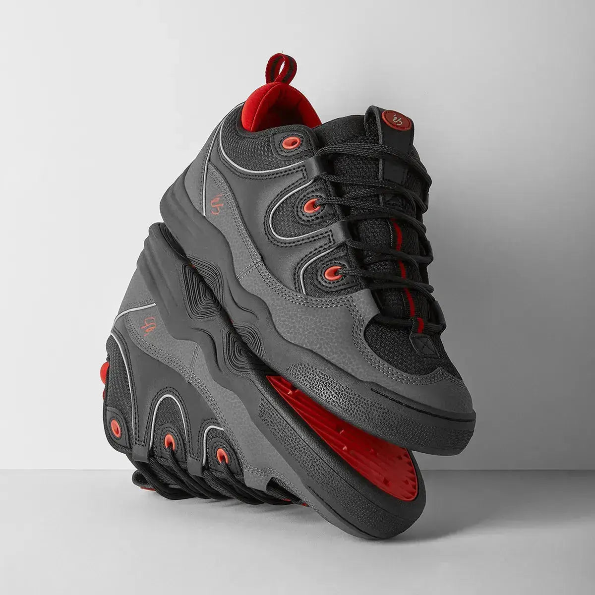 s-two-nine-8-chaussures-skate-grey-black-red image 2