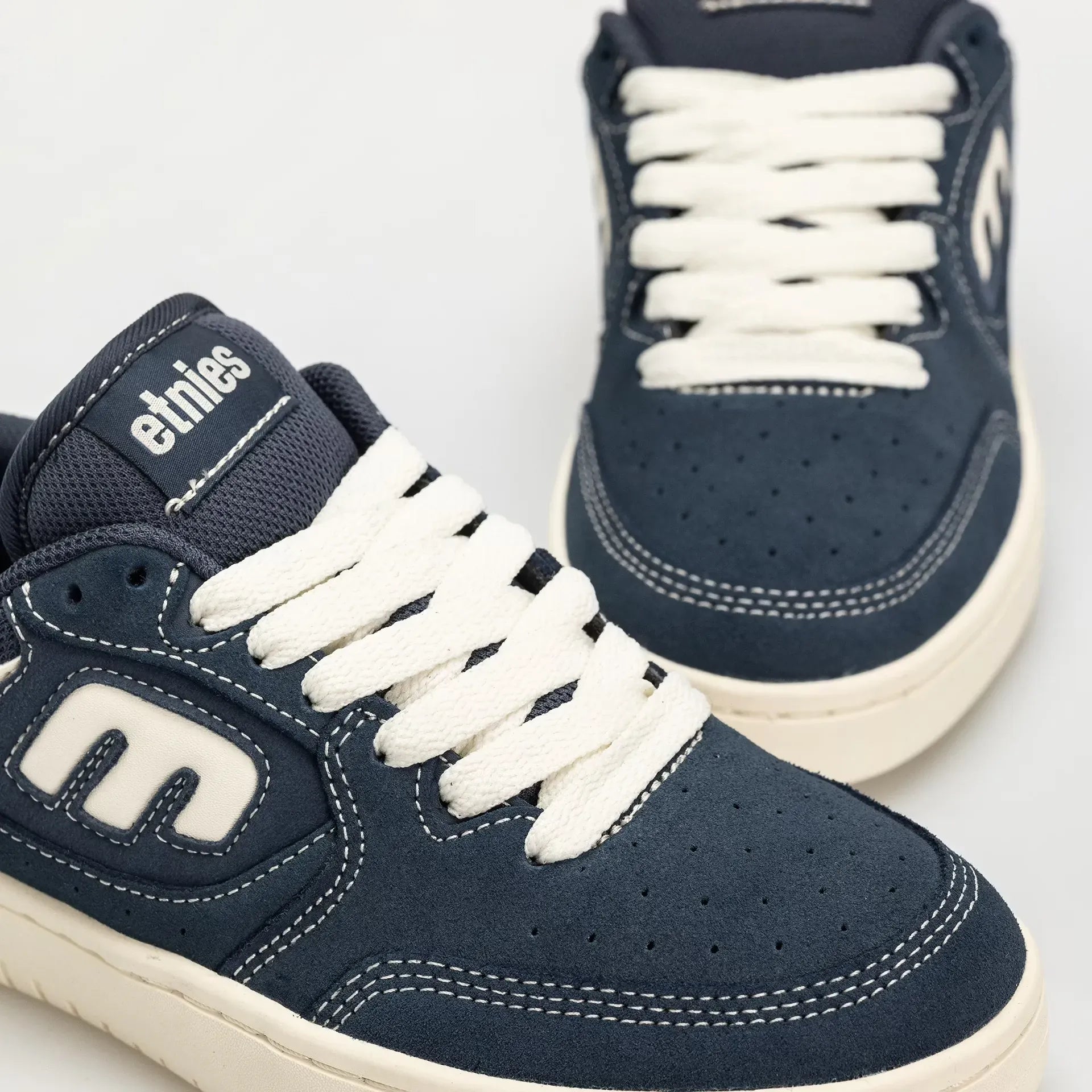 etnies-loot-chaussures-skate-marine-blanc image 8