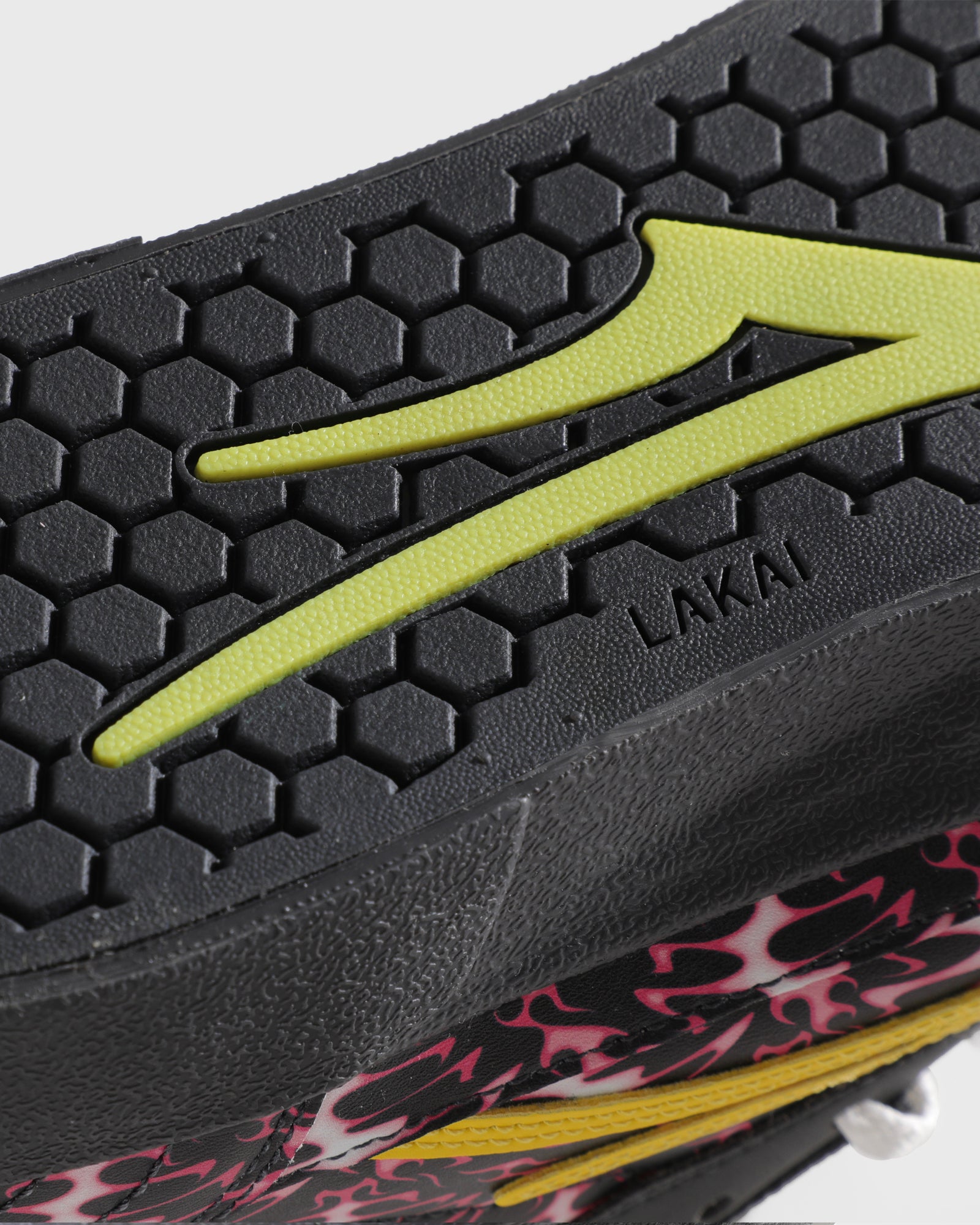 lakai-cambridge-x-ripndip-pink-flame-chaussure-skate image 5