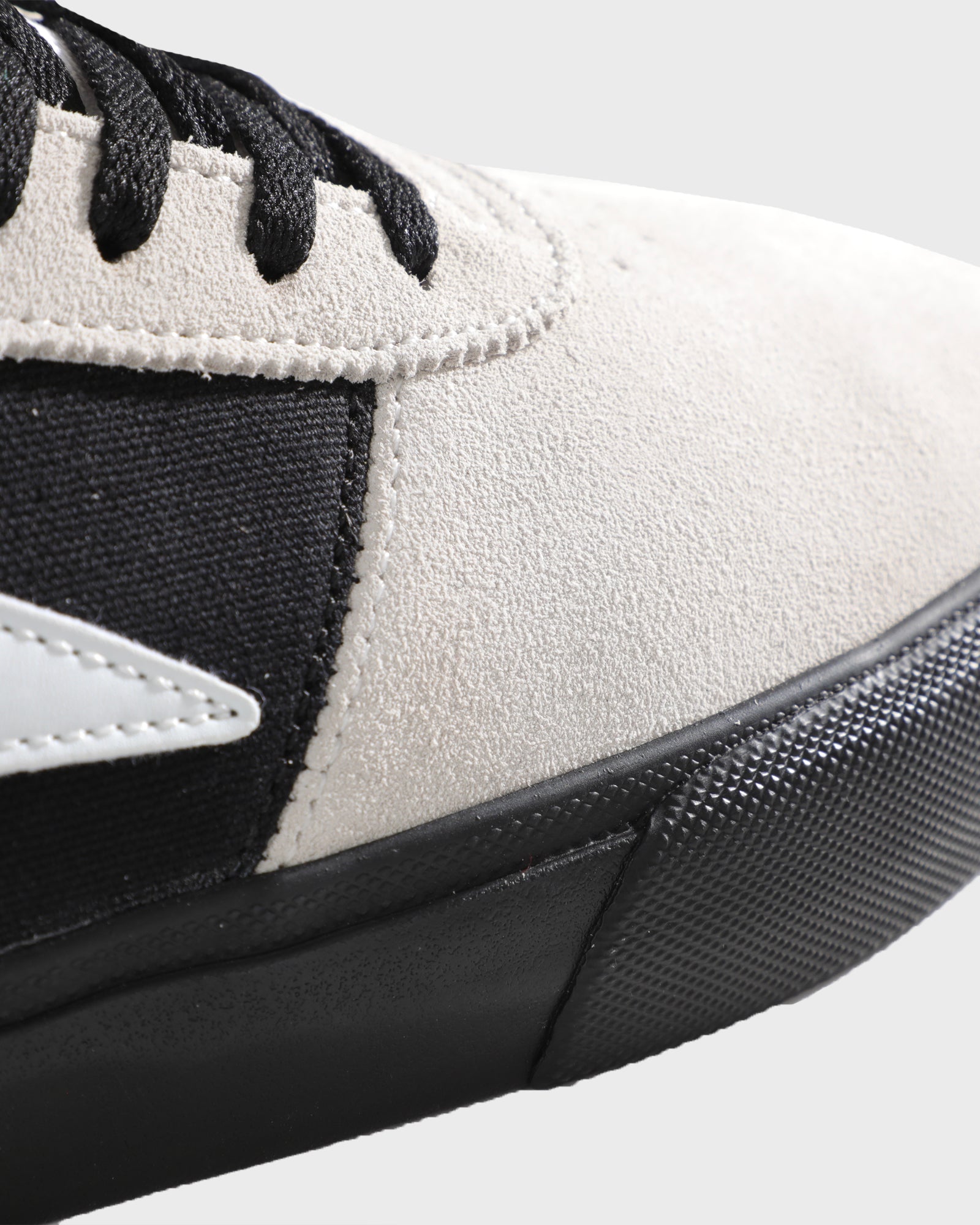 lakai-manchester-chaussures-skate-vulc-white-suede-black-black image 4