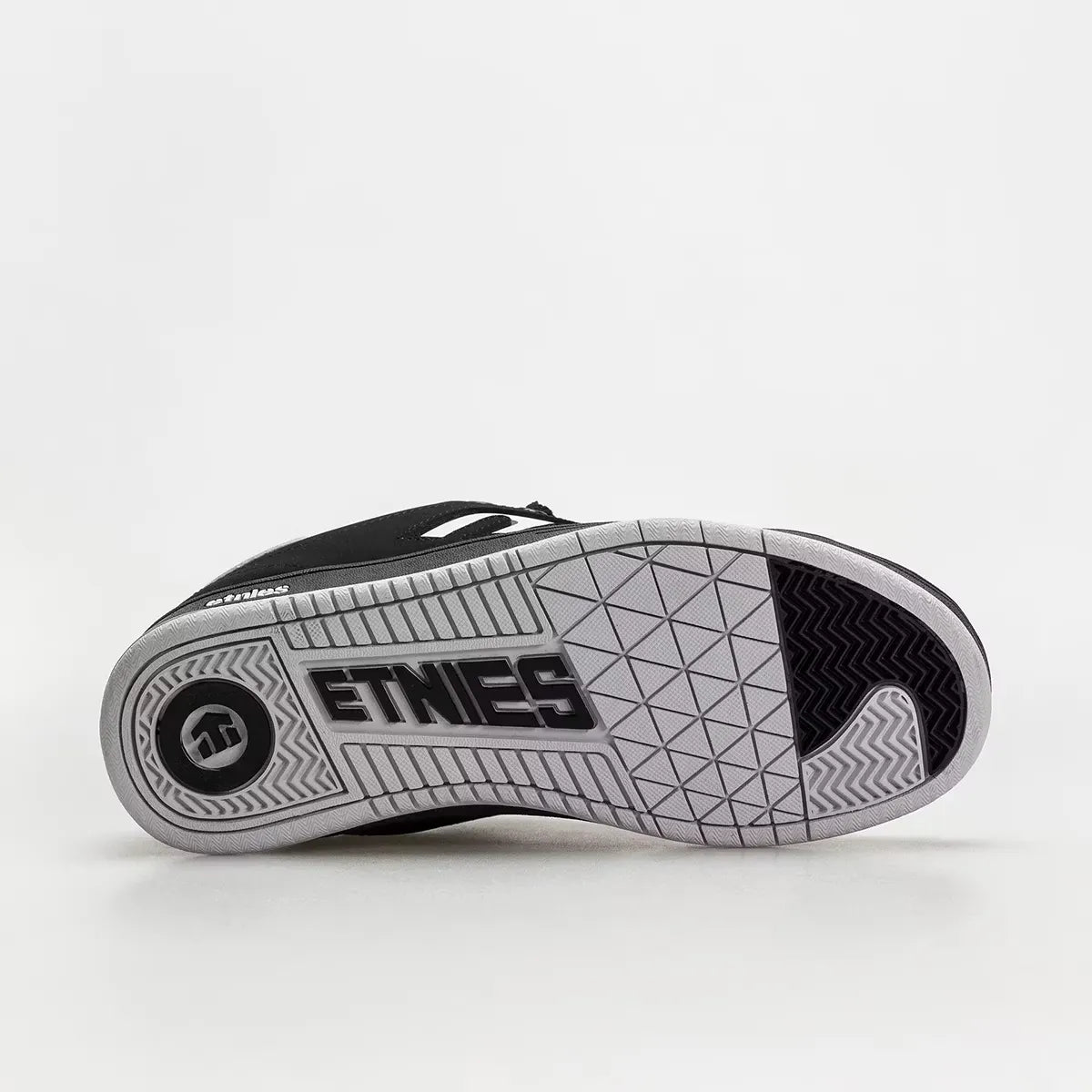 etnies-callicut-chaussure-skate-homme-noir-blanc-noir image 4