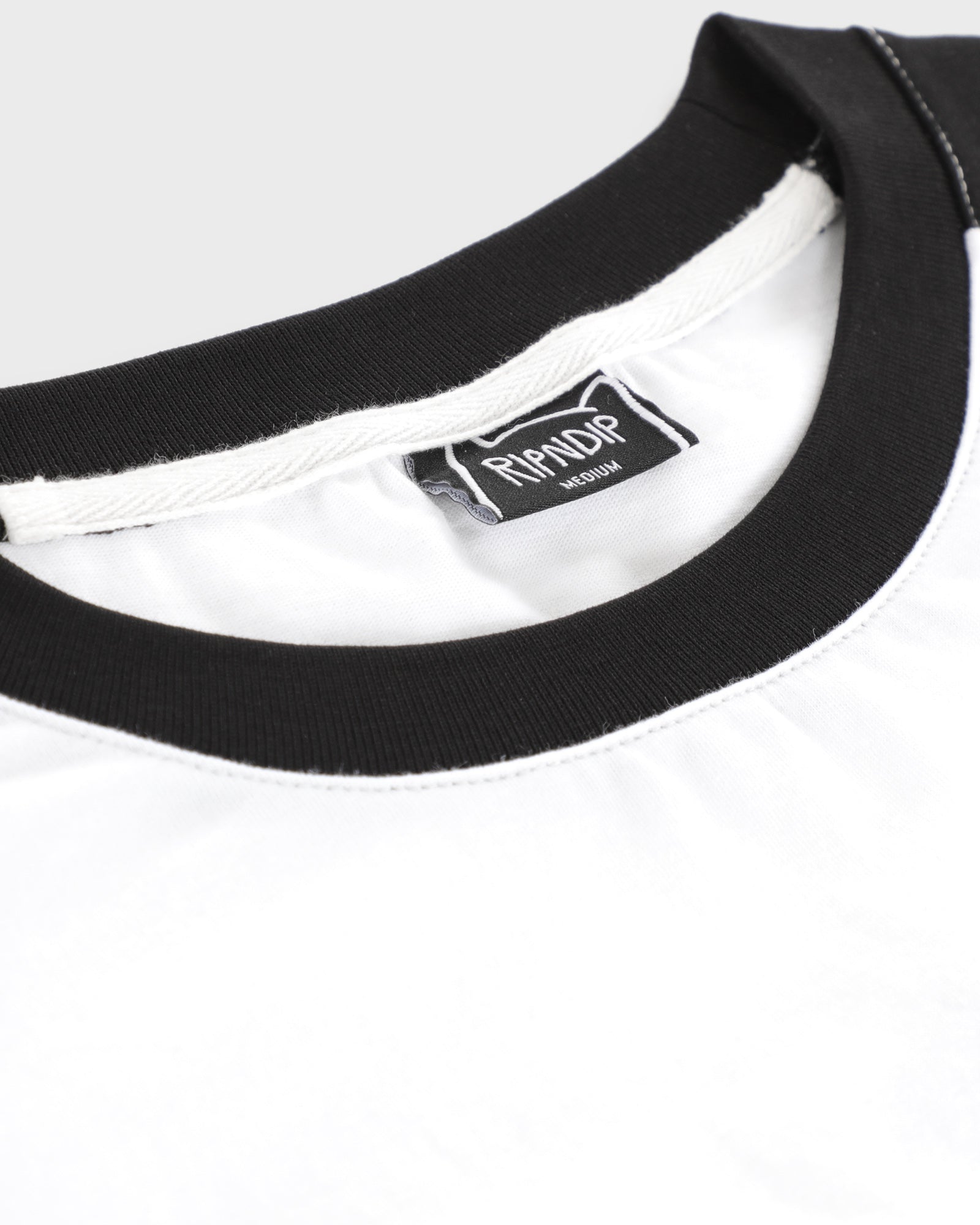 lakai-x-ripndip-raglan-ss-tee-t-shirt-blanc-noir image 5