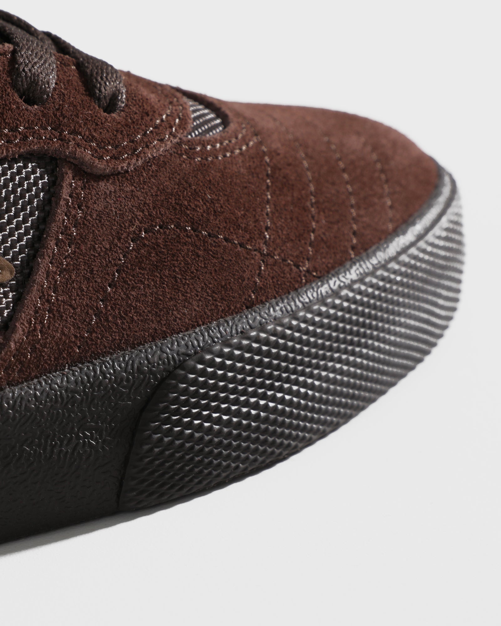 lakai-cambridge-chestnut-su-de-monochrome image 4