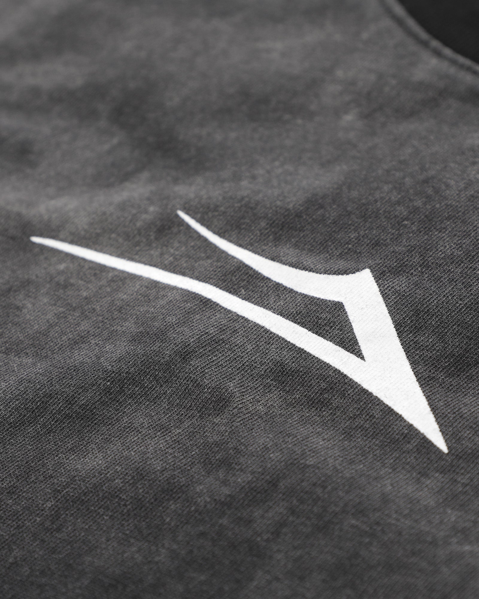 lakai-flare-cutoff-tank-shirt-d-bardeur-noir-vintage image 4