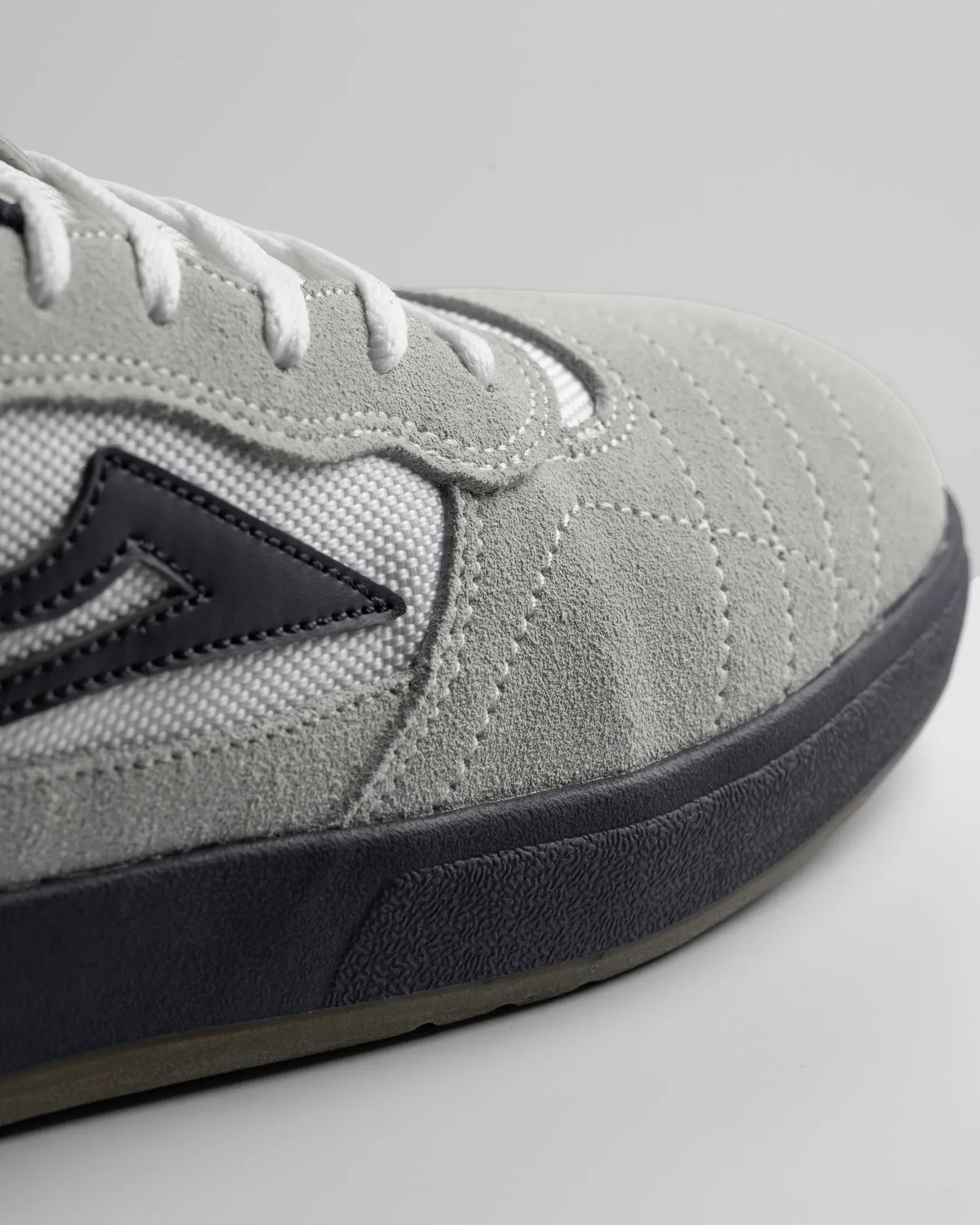 lakai-cambridge-xlk-chaussure-skate-blanche-marine-gomme image 4