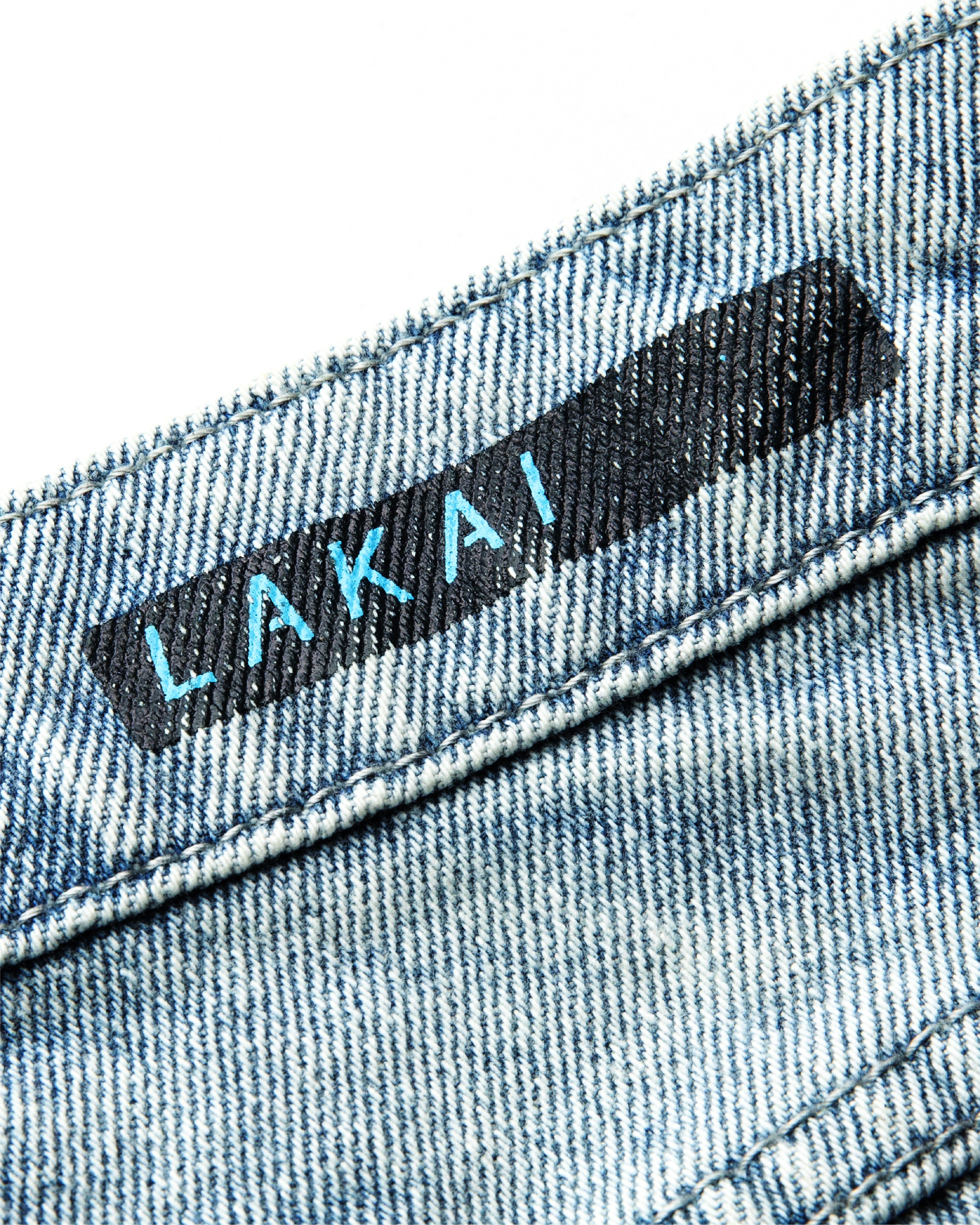lakai-distressed-etched-straight-leg-denims-washed-indigo-jean-droit image 5