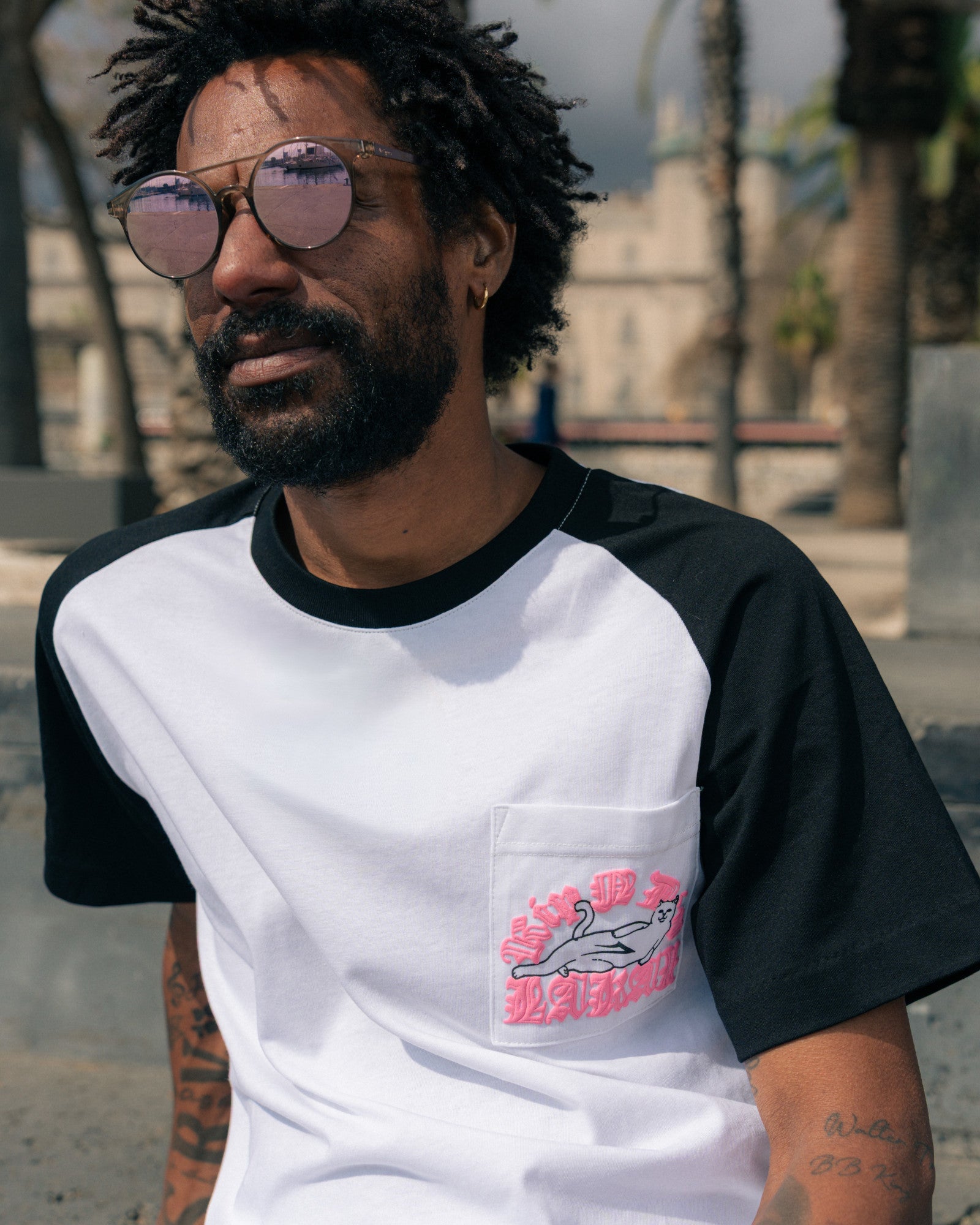 lakai-x-ripndip-raglan-ss-tee-t-shirt-blanc-noir image 6