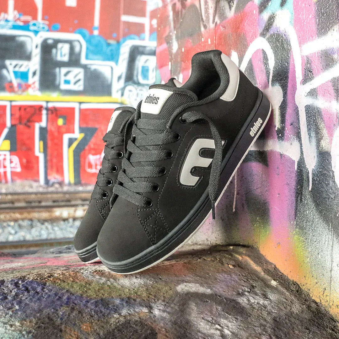etnies-callicut-chaussure-skate-homme-noir-noir-blanc image 5