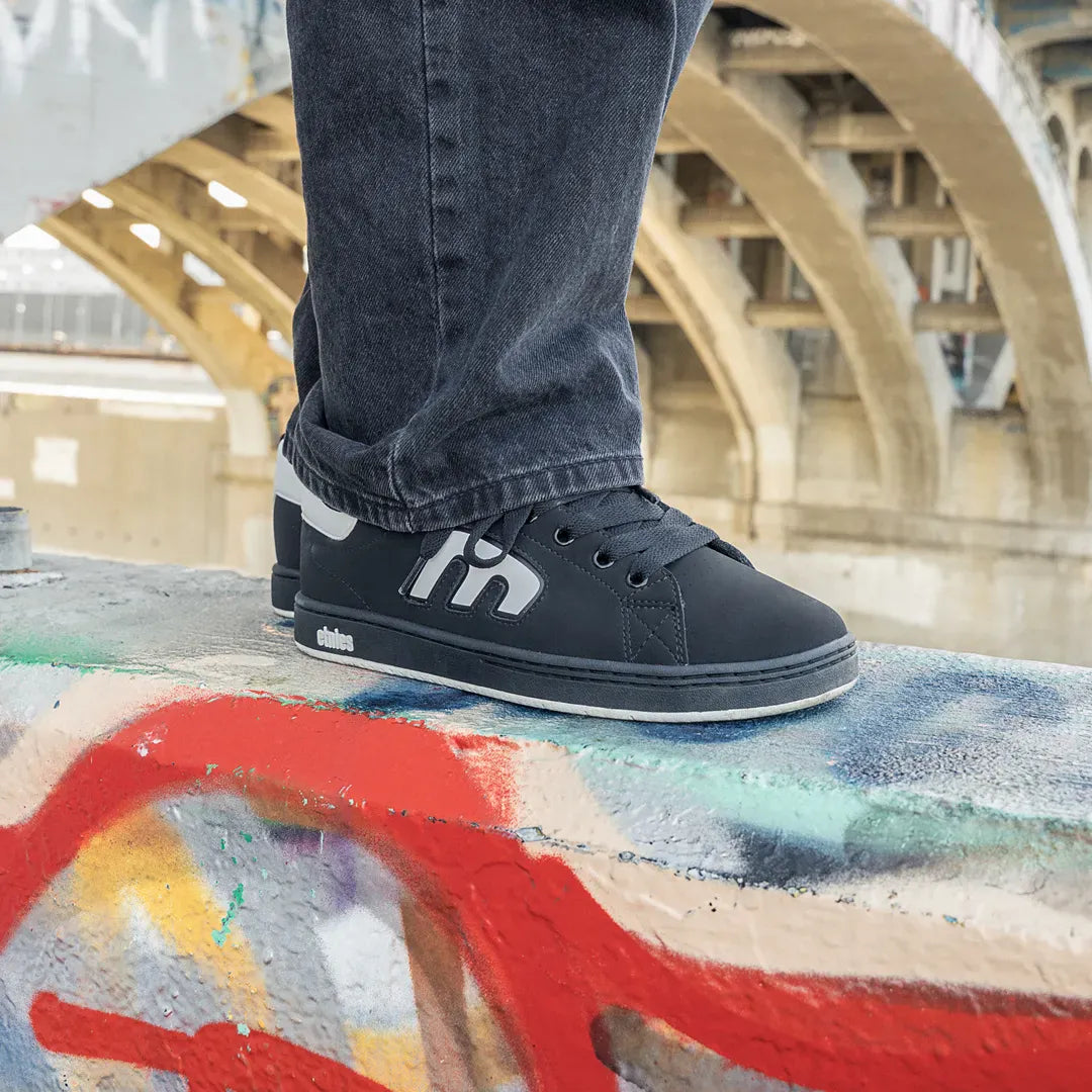 etnies-callicut-chaussure-skate-homme-noir-noir-blanc image 6