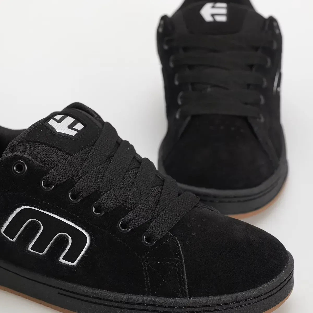 etnies-callicut-chaussure-skate-homme-noir-blanc image 5
