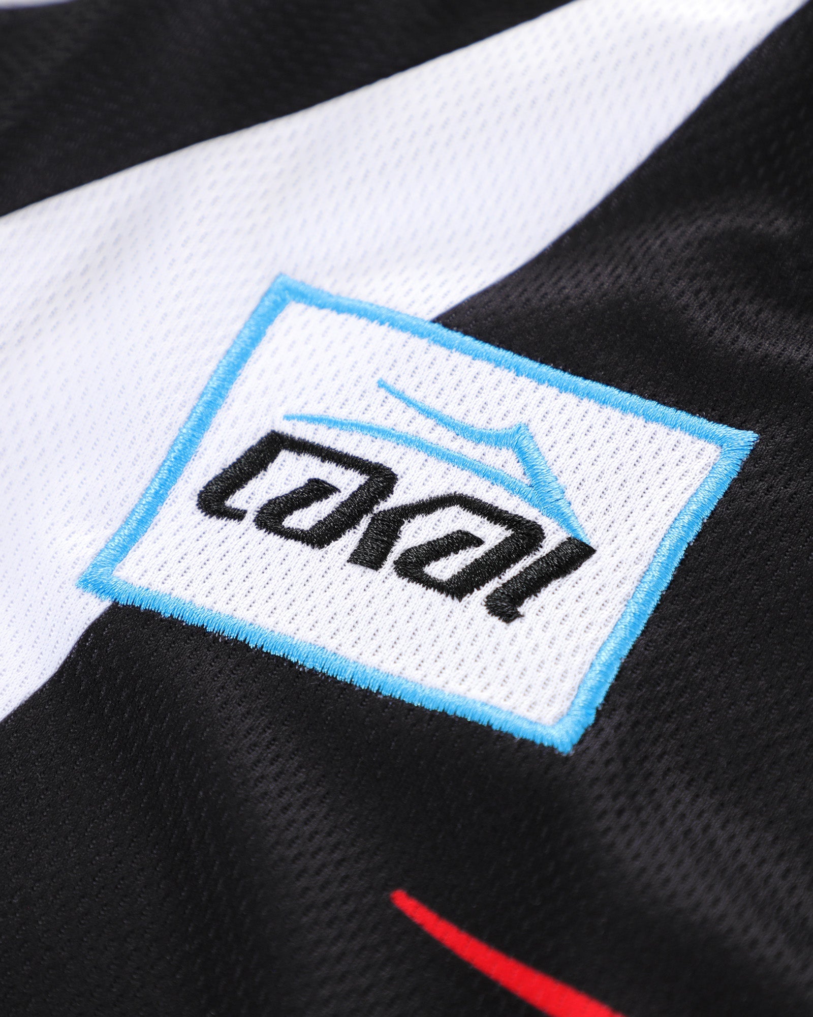 lakai-raglan-performance-jersey image 5