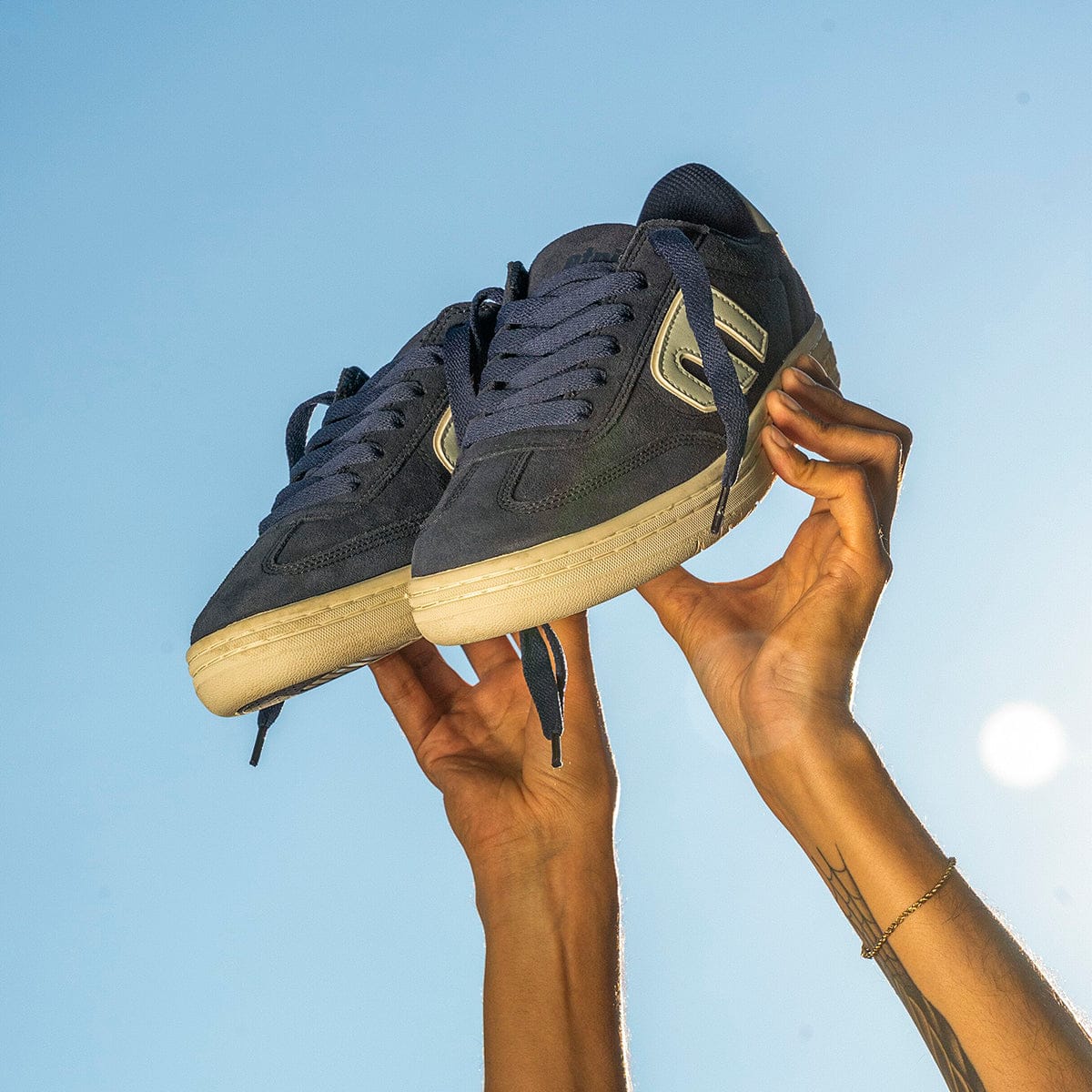 etnies-locut-og-chaussures-de-skate-noir-blanc-gum-r-f-501 image 6
