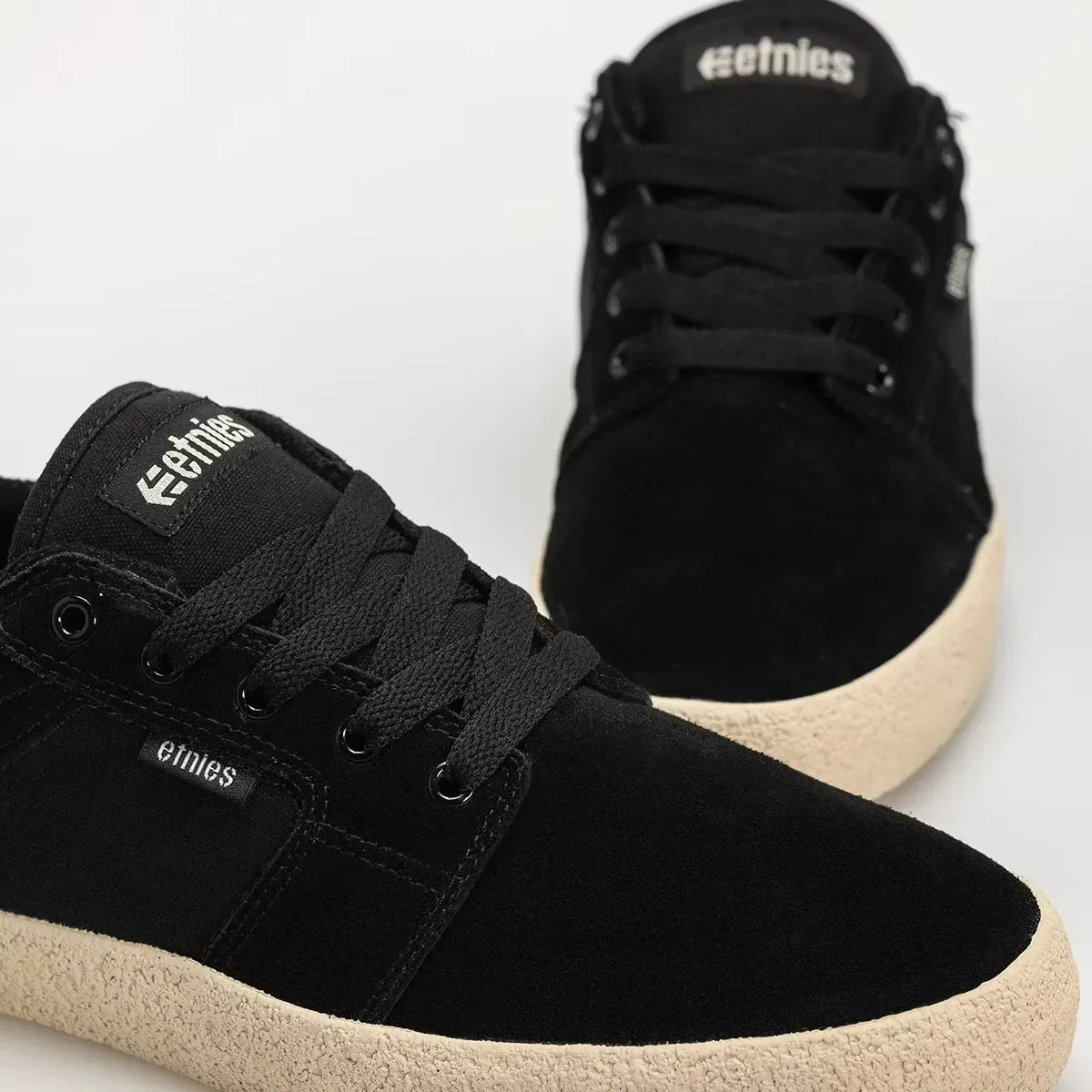 etnies-barge-ls-premium-chaussures-skate-dark-black image 6