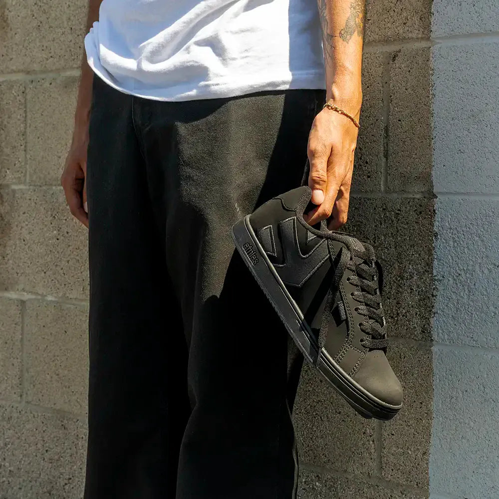 etnies-fader-chaussures-skate-noir-brut-su-de image 7