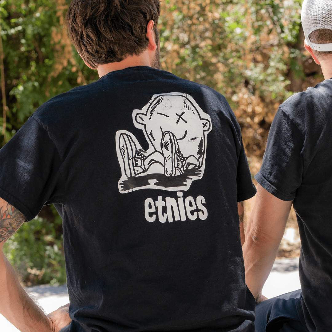 etnies-x-fos-tee-t-shirt-black-white image 2