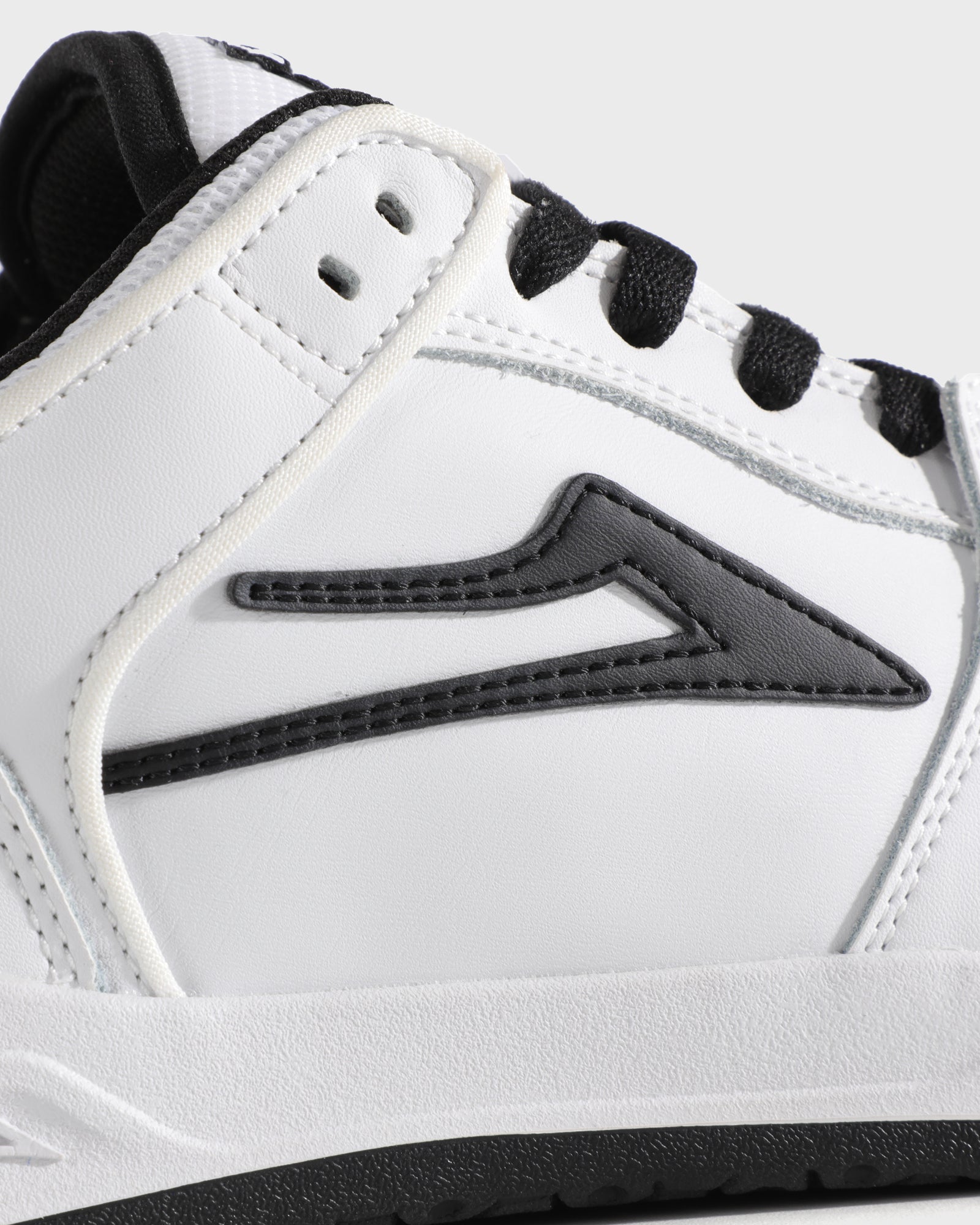 lakai-telford-low-white-black-leather image 4