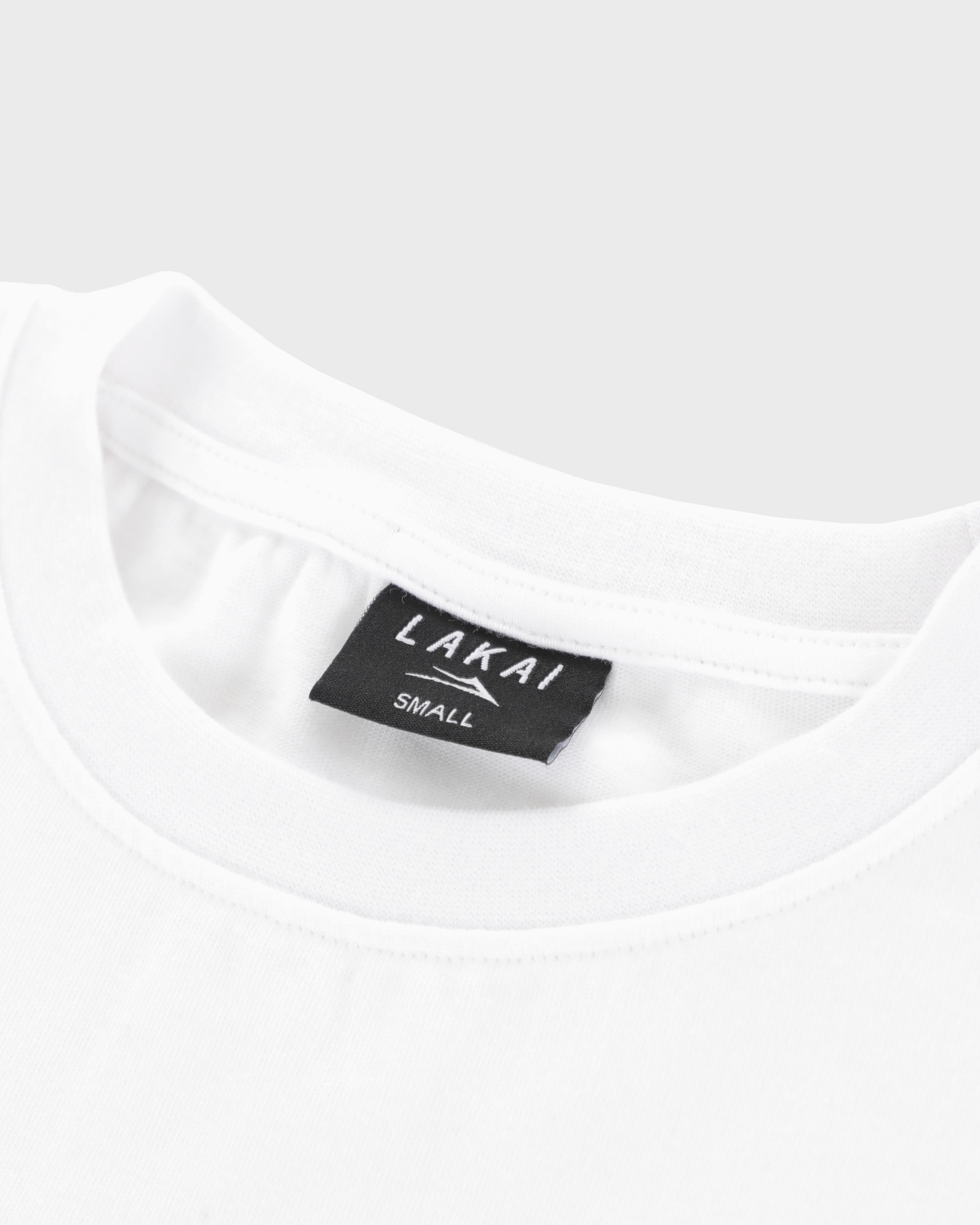 lakai-sunfaded-cropped-boxy-tee-t-shirt-blanc image 4
